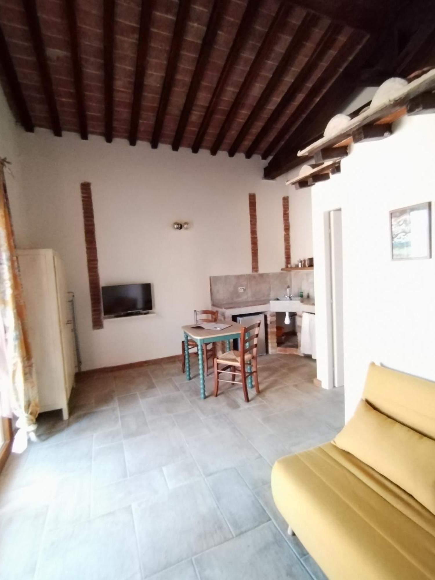 Agriturismo Podere Campaini Volterra Bagian luar foto