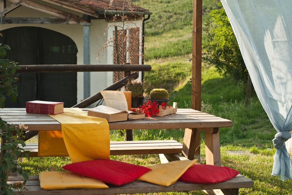 Agriturismo Podere Campaini Volterra Bagian luar foto
