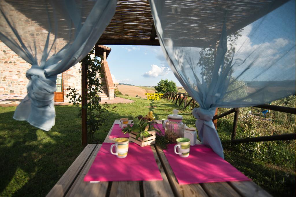 Agriturismo Podere Campaini Volterra Bagian luar foto