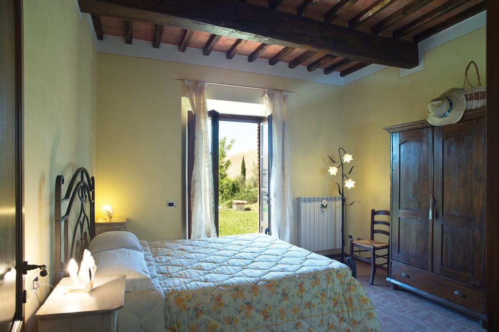 Agriturismo Podere Campaini Volterra Bagian luar foto